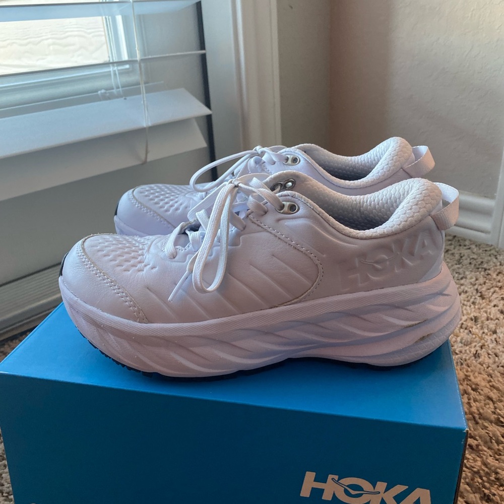 Hoka bondi SR size 5.5, fit like 6